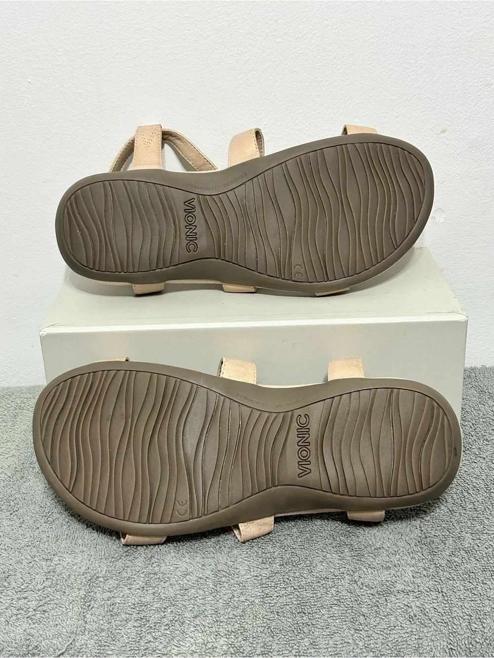 Vionic Jodie Orthopedic Comfort Sandals Womens Size 8 Wide